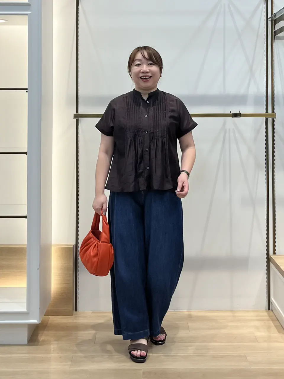 組曲 中山 コーディネート画像