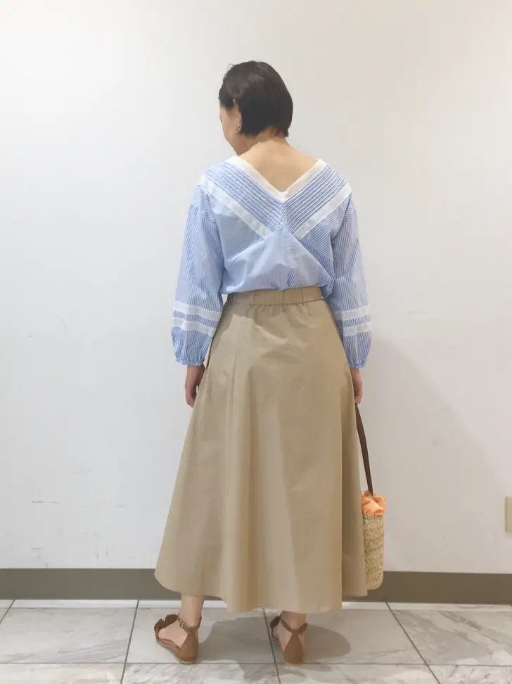 組曲 スタッフ コーディネート画像