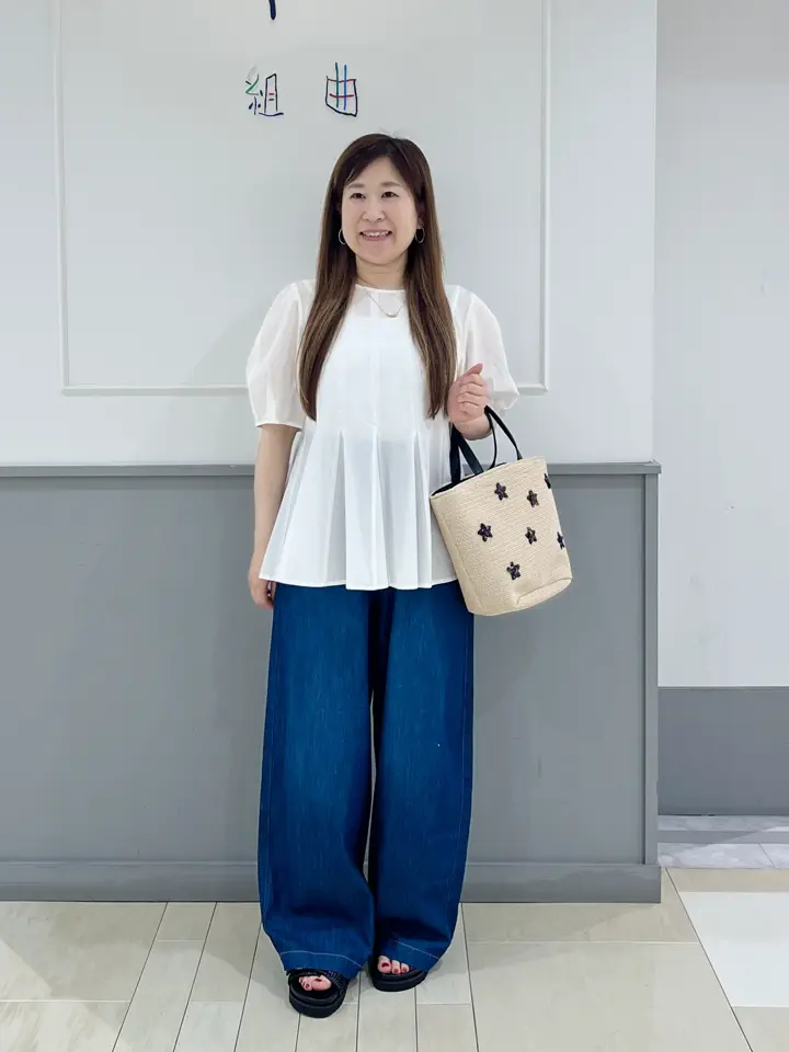 組曲 スタッフ コーディネート画像