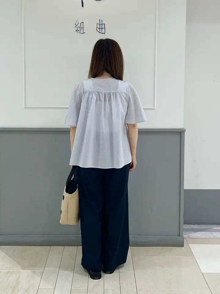 組曲 スタッフ コーディネート画像
