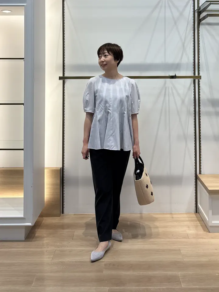 組曲 井上 コーディネート画像