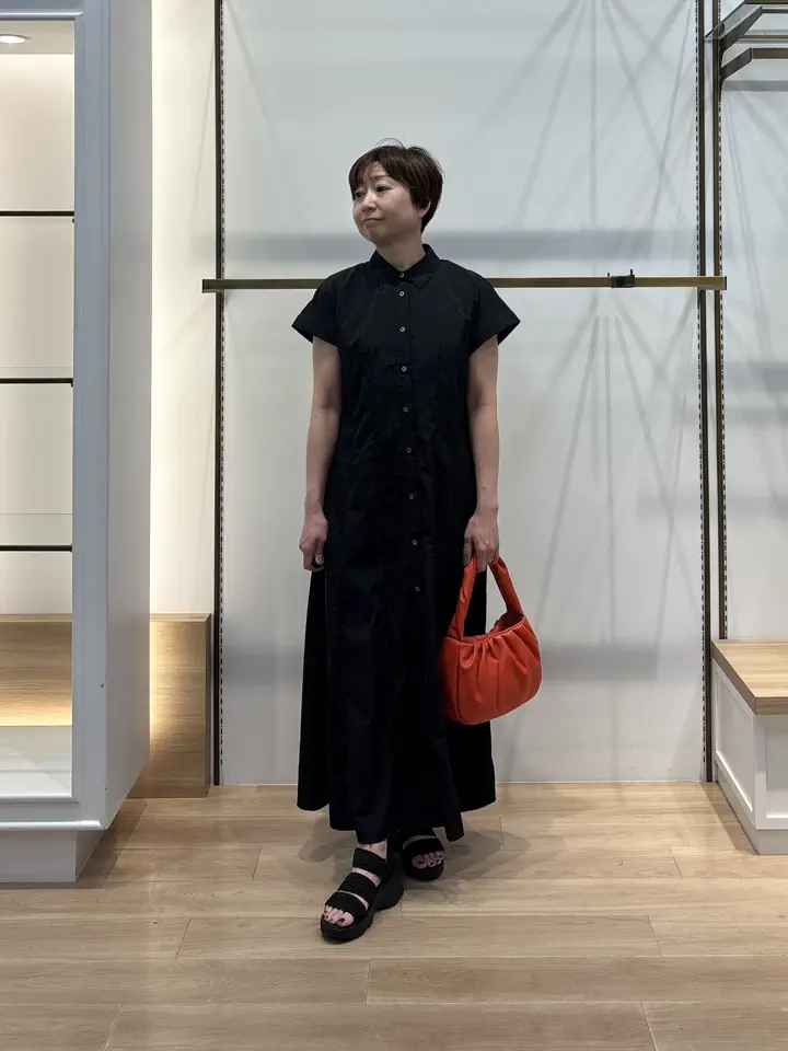 組曲 井上 コーディネート画像