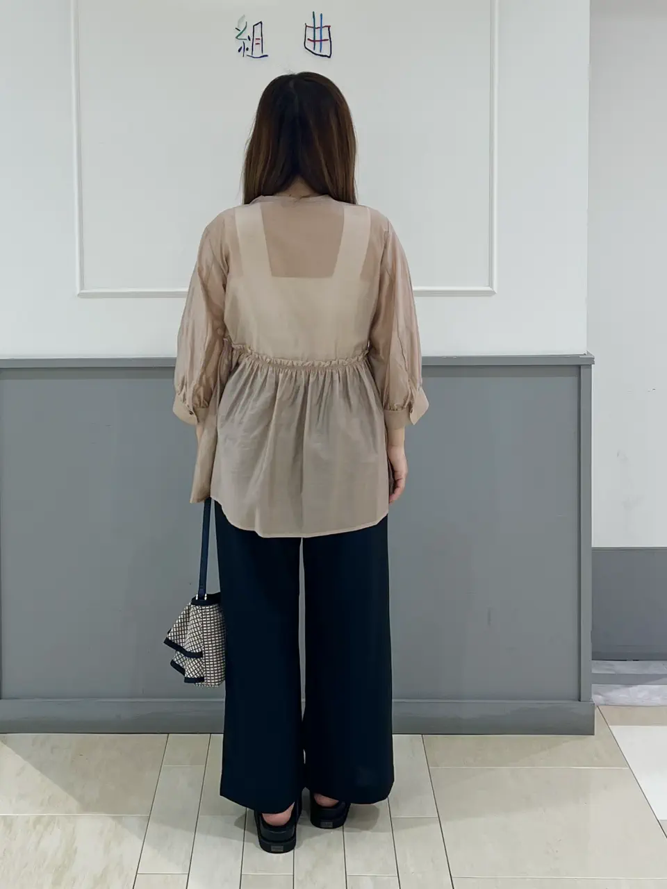 組曲 スタッフ コーディネート画像