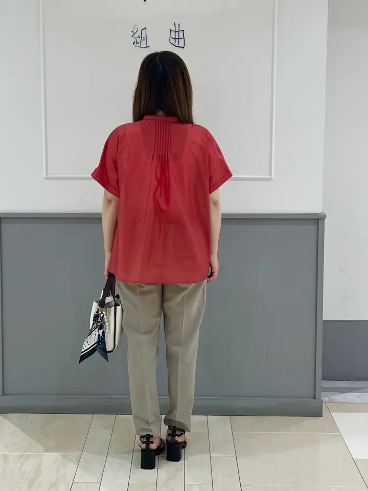 組曲 スタッフ コーディネート画像