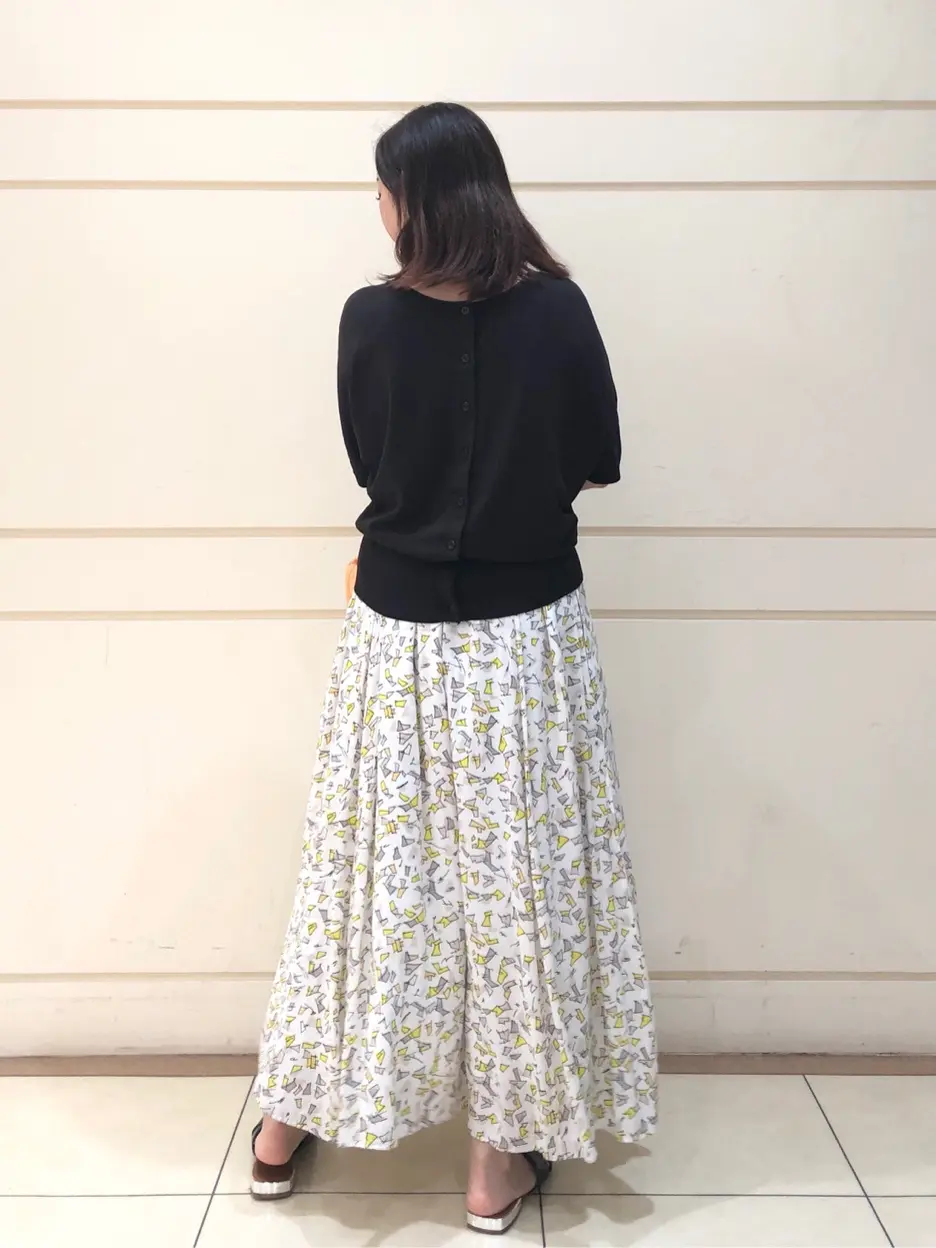 組曲 SAKAI コーディネート画像