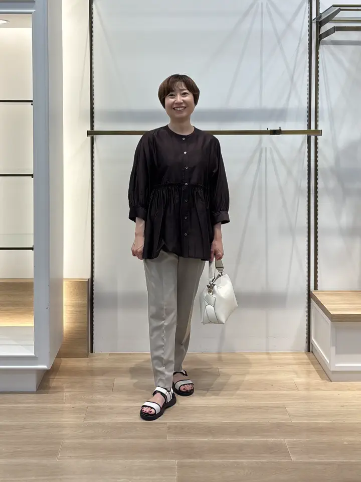 組曲 井上 コーディネート画像