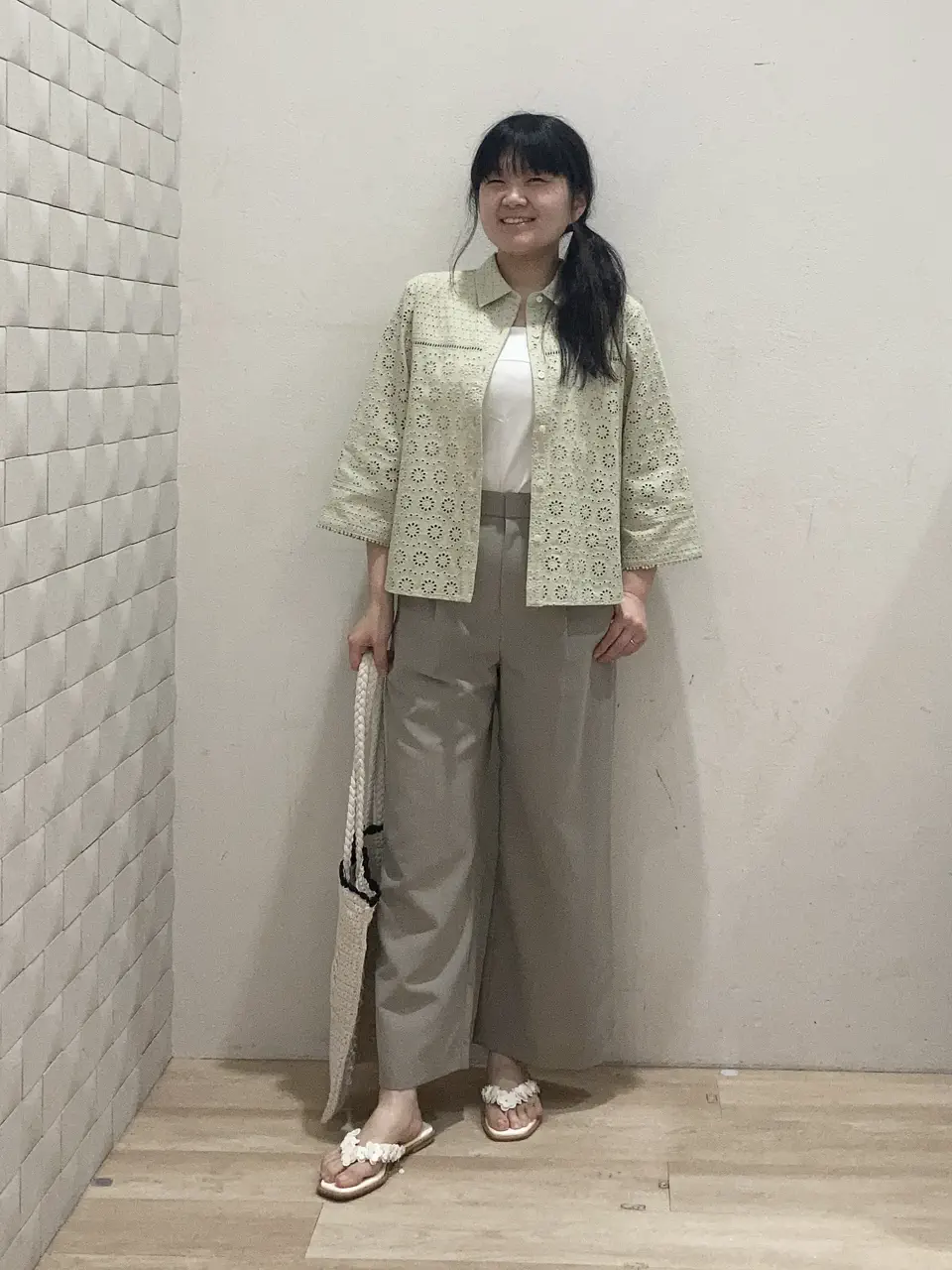 組曲 川根　彩 コーディネート画像