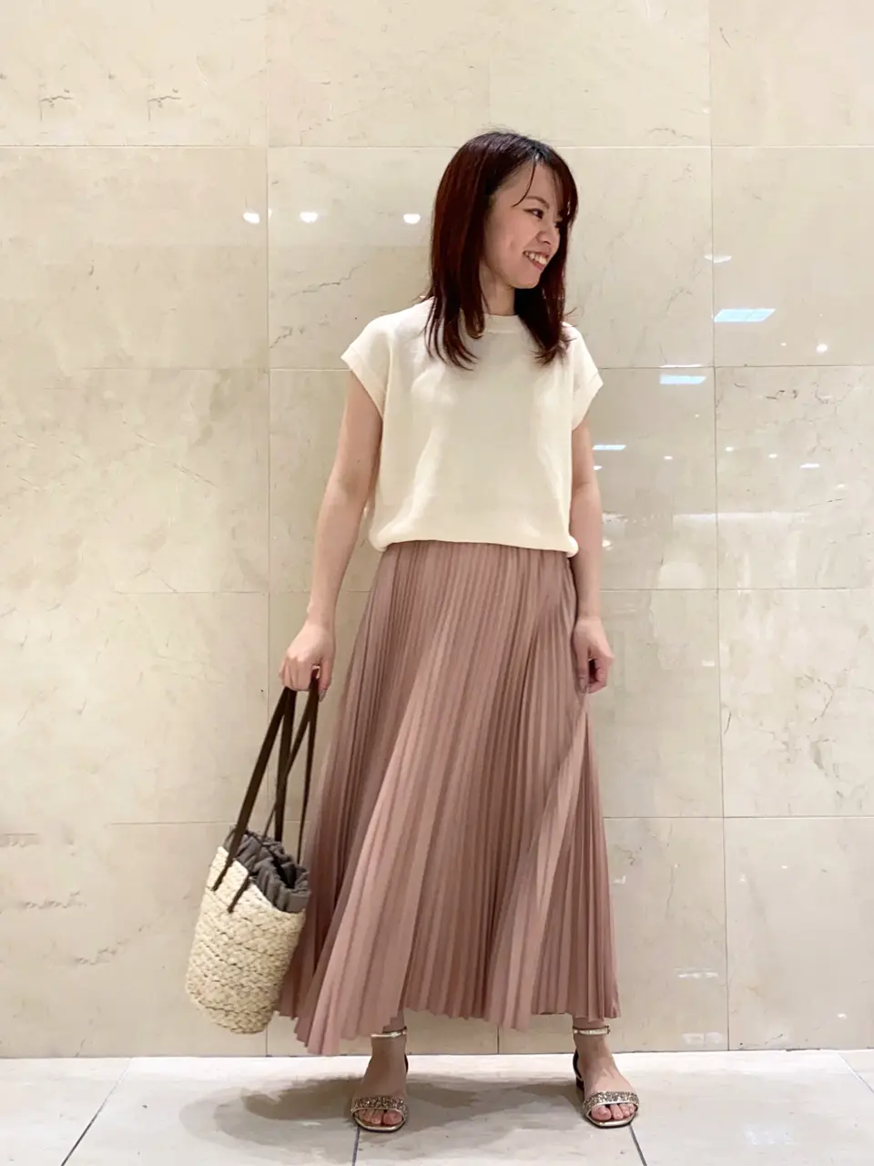 組曲 柿内 コーディネート画像