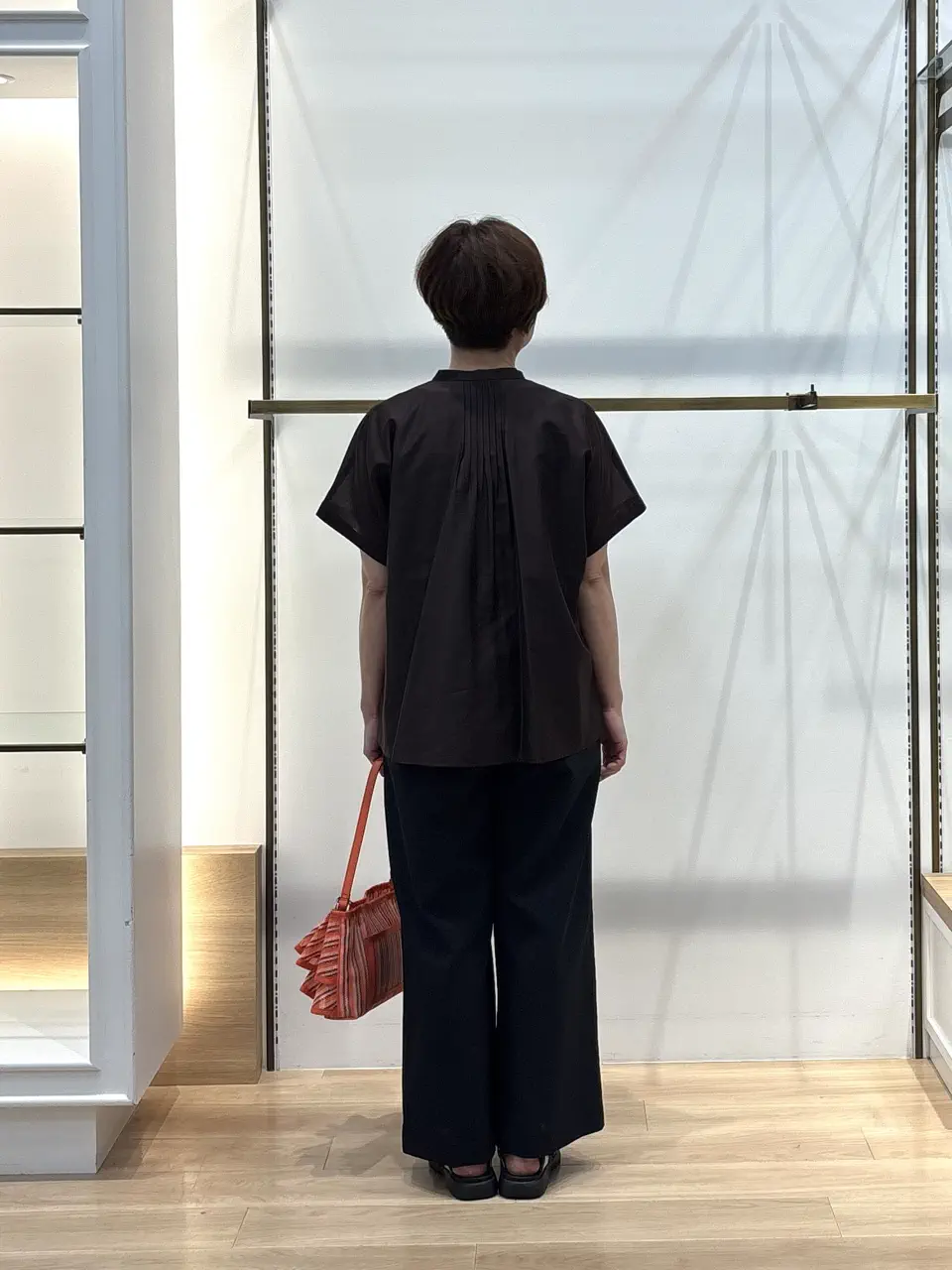 組曲 井上 コーディネート画像