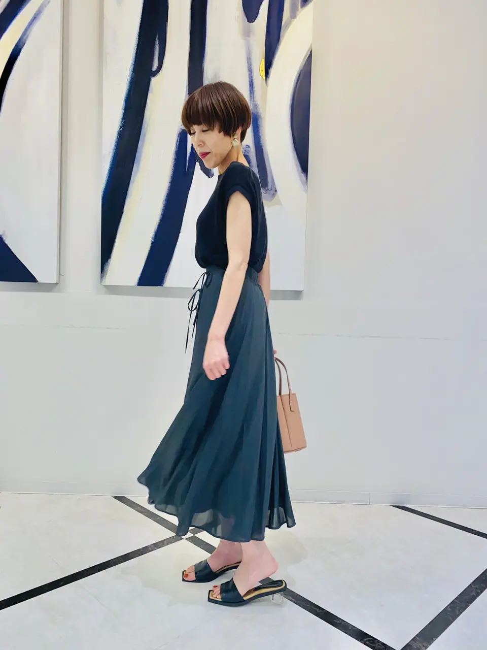 組曲 冨樫 コーディネート画像