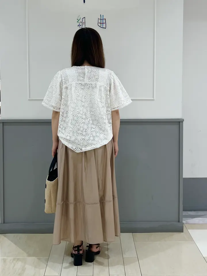 組曲 スタッフ コーディネート画像