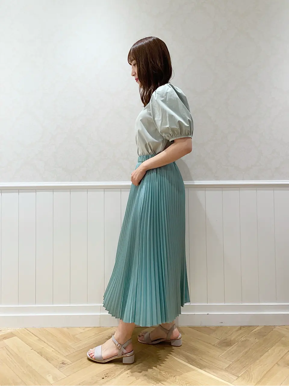 組曲 戸澤 コーディネート画像