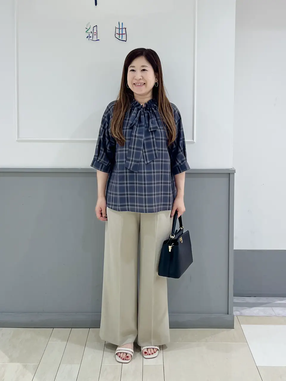 ANY SIS スタッフ コーディネート画像