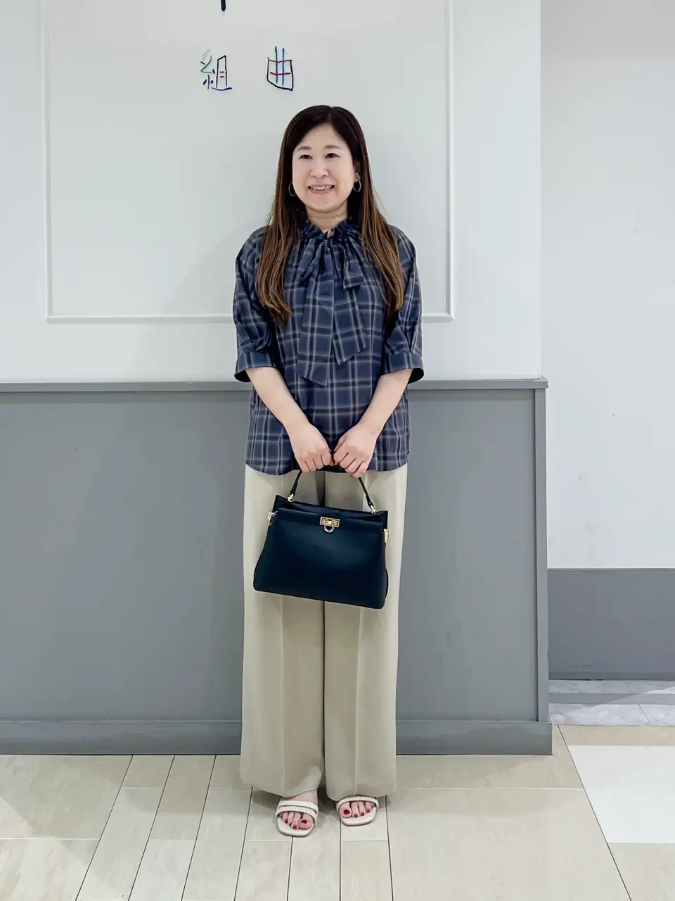 ANY SIS スタッフ コーディネート画像