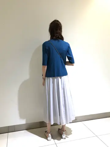 組曲 スタッフ コーディネート画像