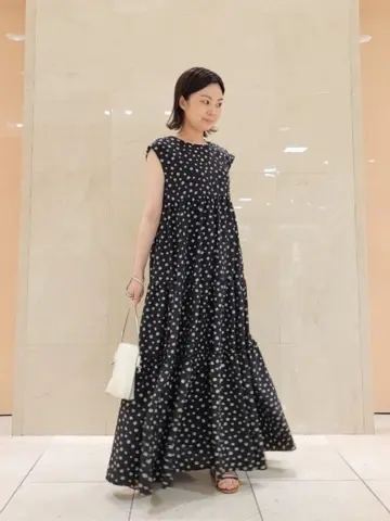 組曲 井上 コーディネート画像