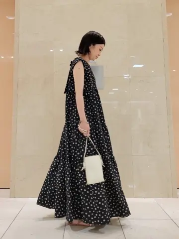 組曲 井上 コーディネート画像