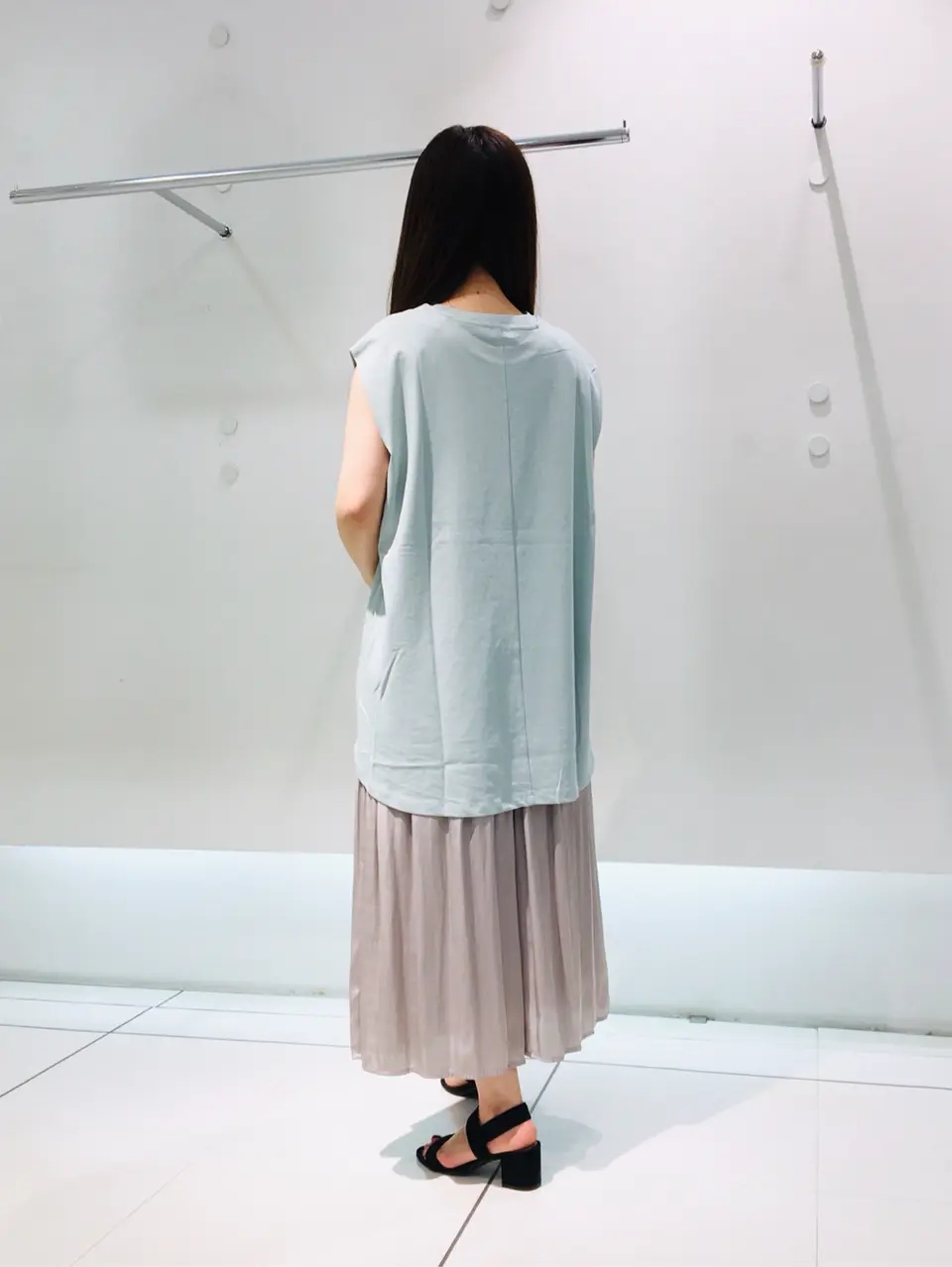 組曲 スタッフ コーディネート画像