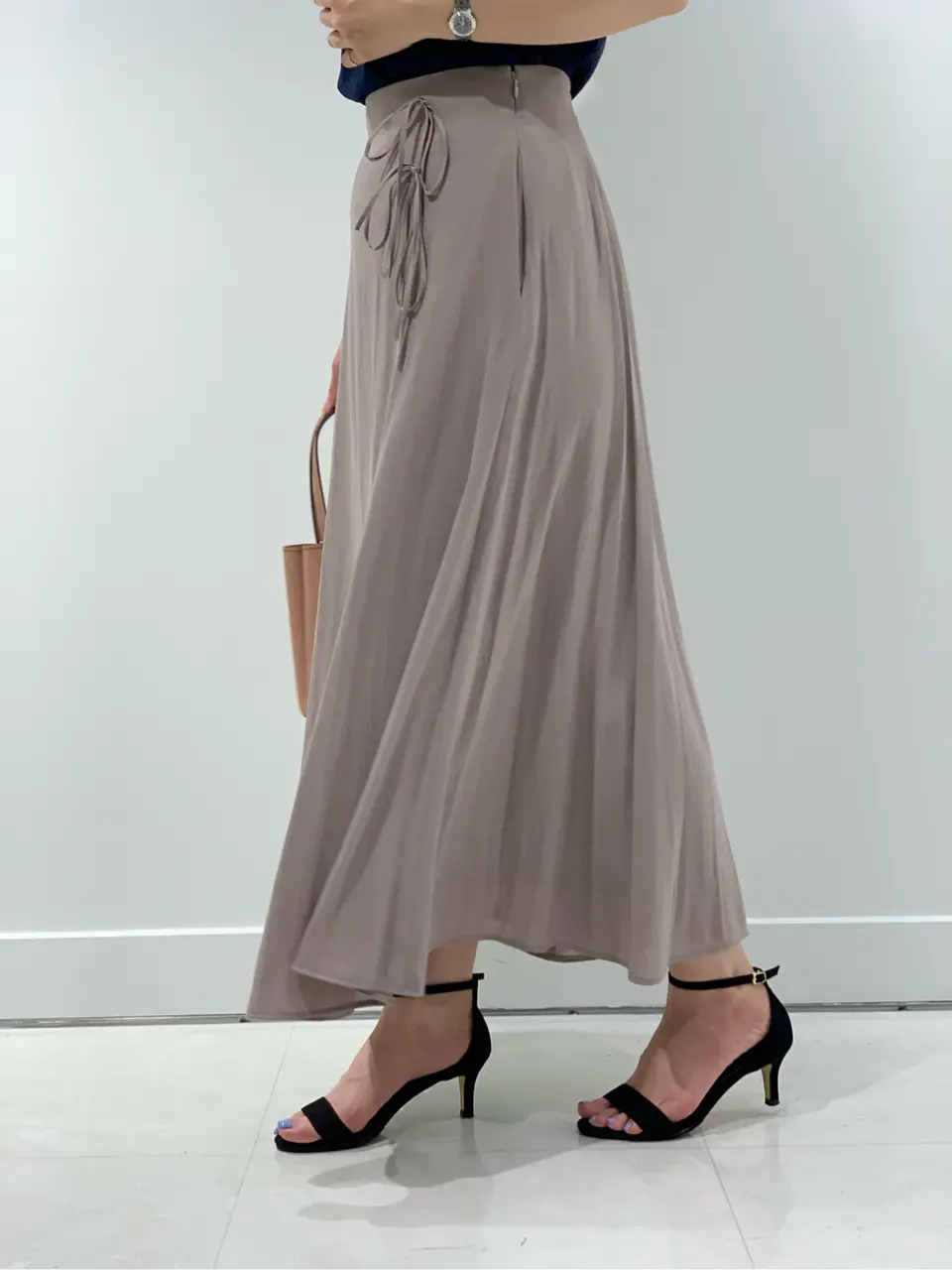 組曲 関 コーディネート画像