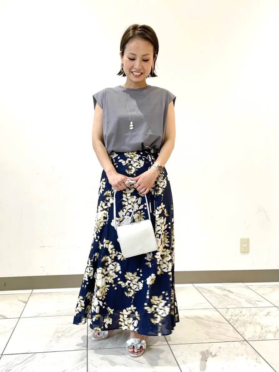 組曲 豊島 コーディネート画像