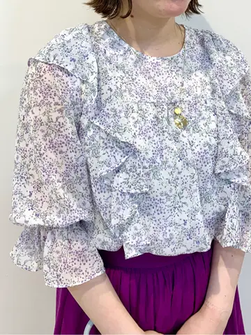 組曲 石井 コーディネート画像