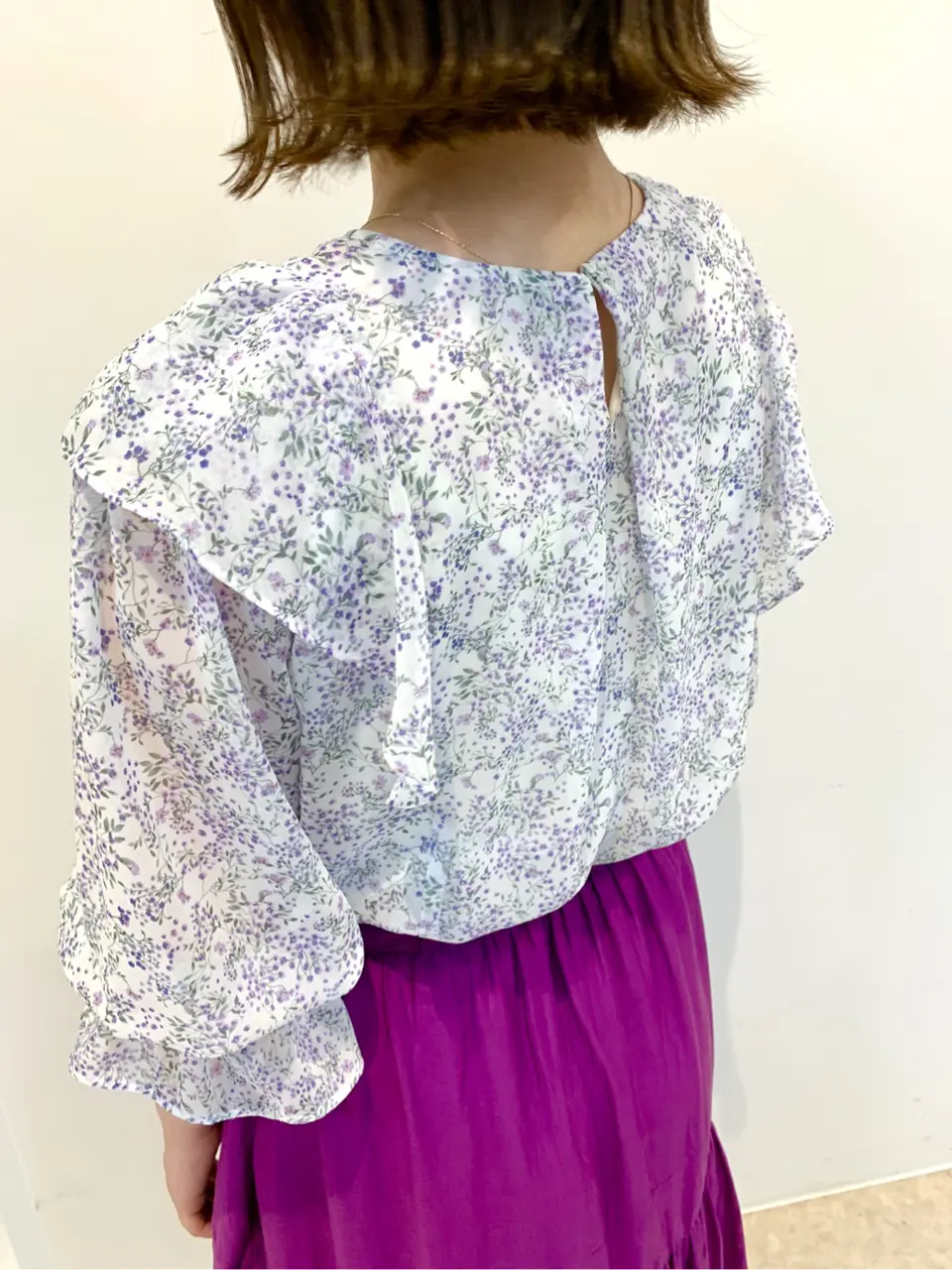 組曲 石井 コーディネート画像