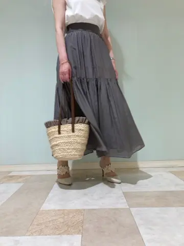 組曲 丸田 コーディネート画像