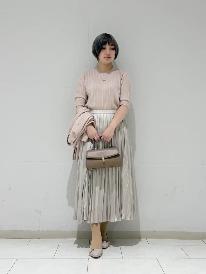 組曲 村上 コーディネート画像