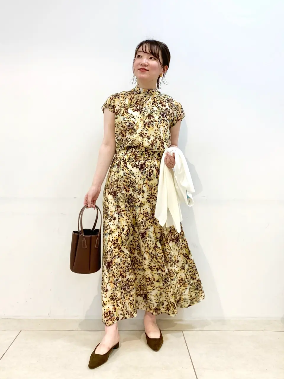 組曲 石井 コーディネート画像