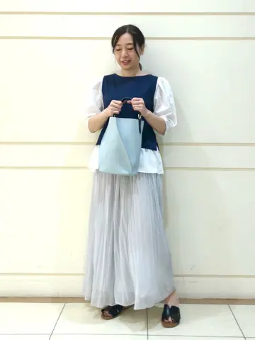 組曲 SAKAI コーディネート画像