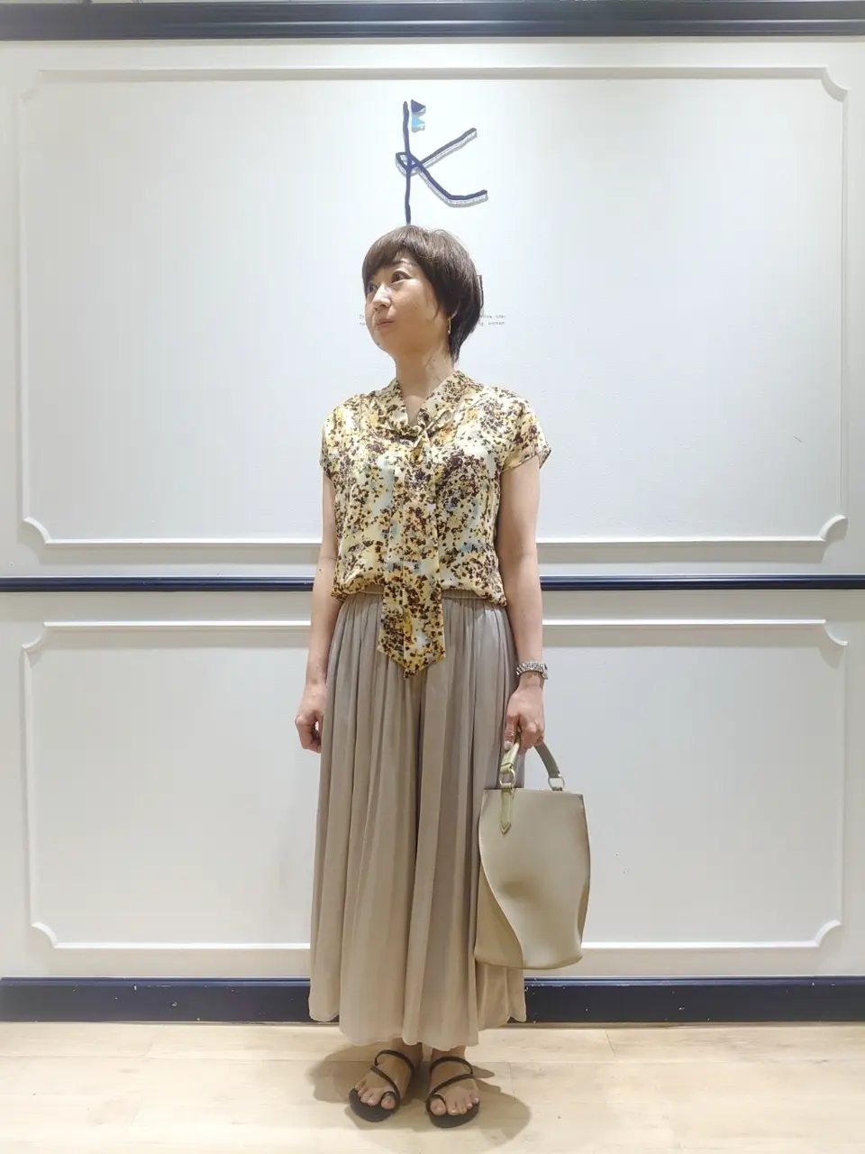 組曲 井上 コーディネート画像