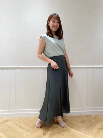 組曲 戸澤 コーディネート画像