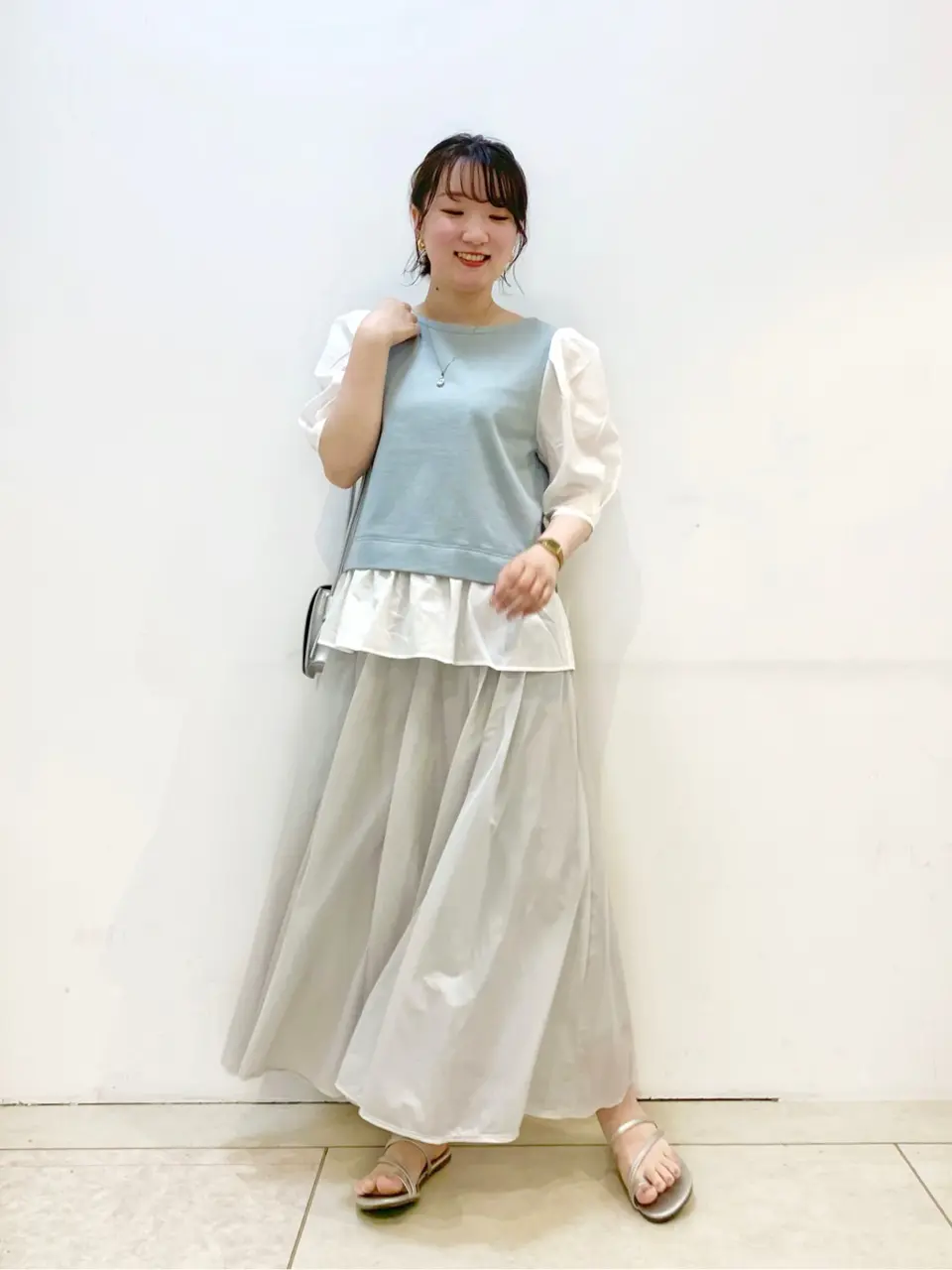 組曲 石井 コーディネート画像