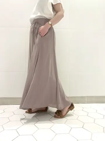 組曲 粟津 コーディネート画像