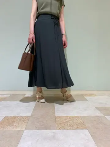 組曲 丸田 コーディネート画像