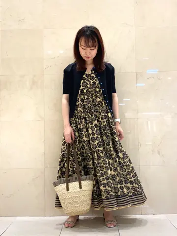 組曲 柿内 コーディネート画像