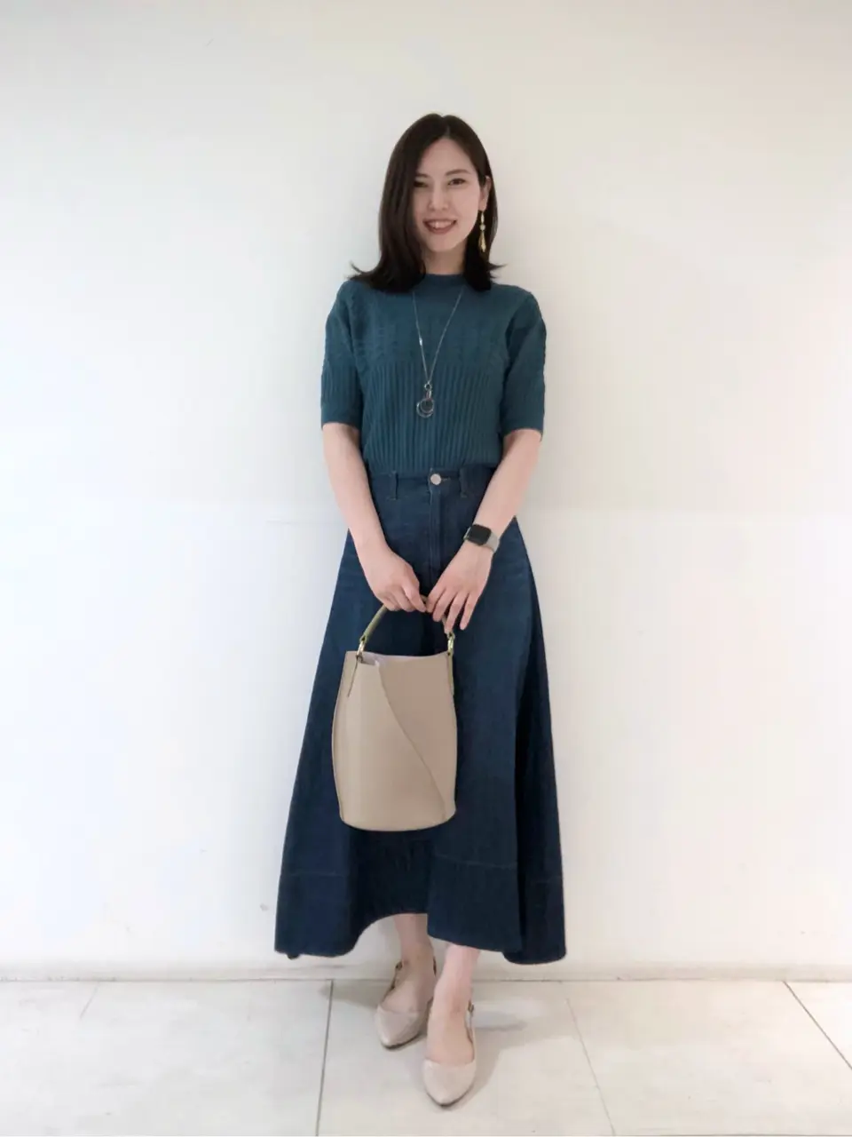 組曲 岩田 コーディネート画像