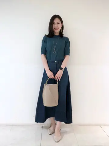 組曲 岩田 コーディネート画像