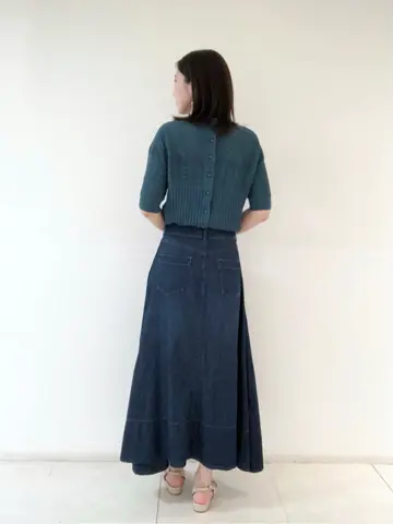 組曲 岩田 コーディネート画像