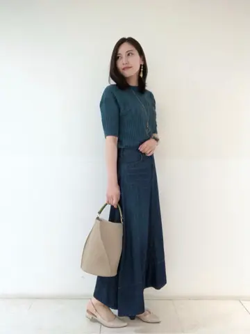 組曲 岩田 コーディネート画像