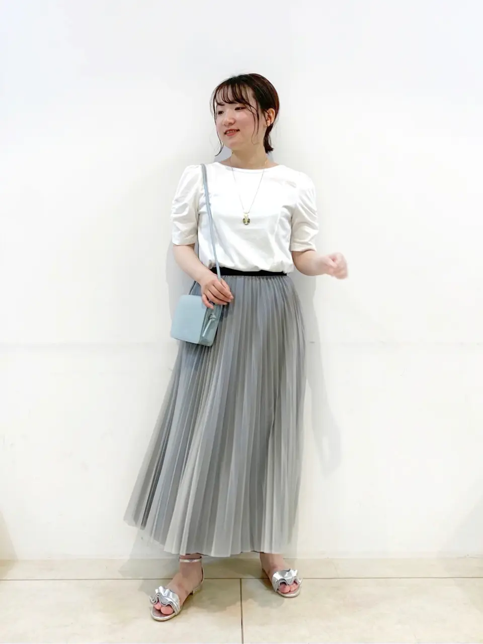 組曲 石井 コーディネート画像