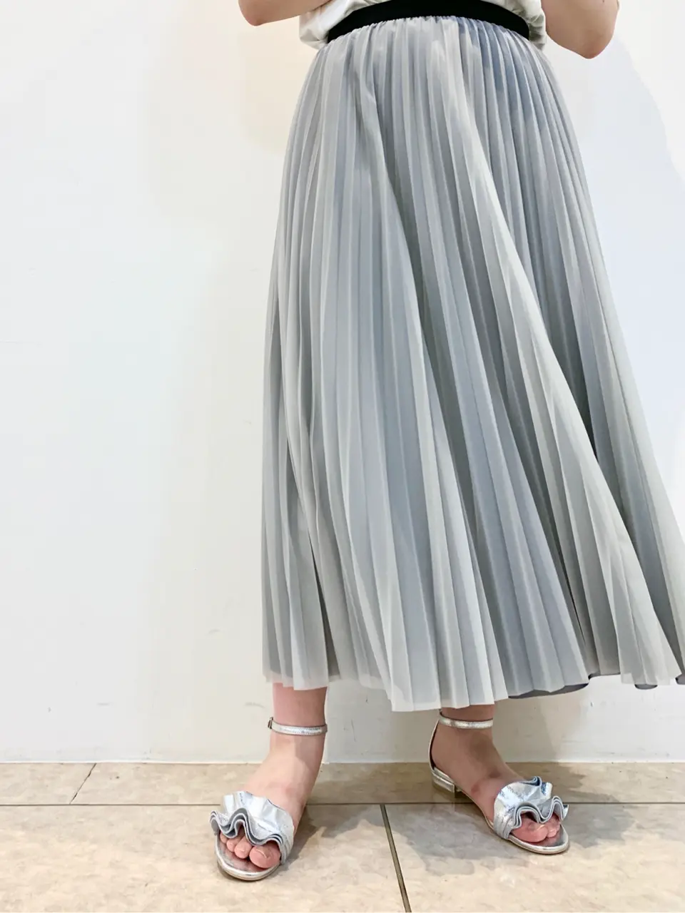 組曲 石井 コーディネート画像