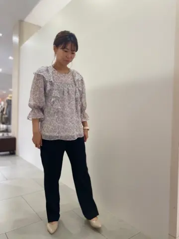 組曲 小林 コーディネート画像