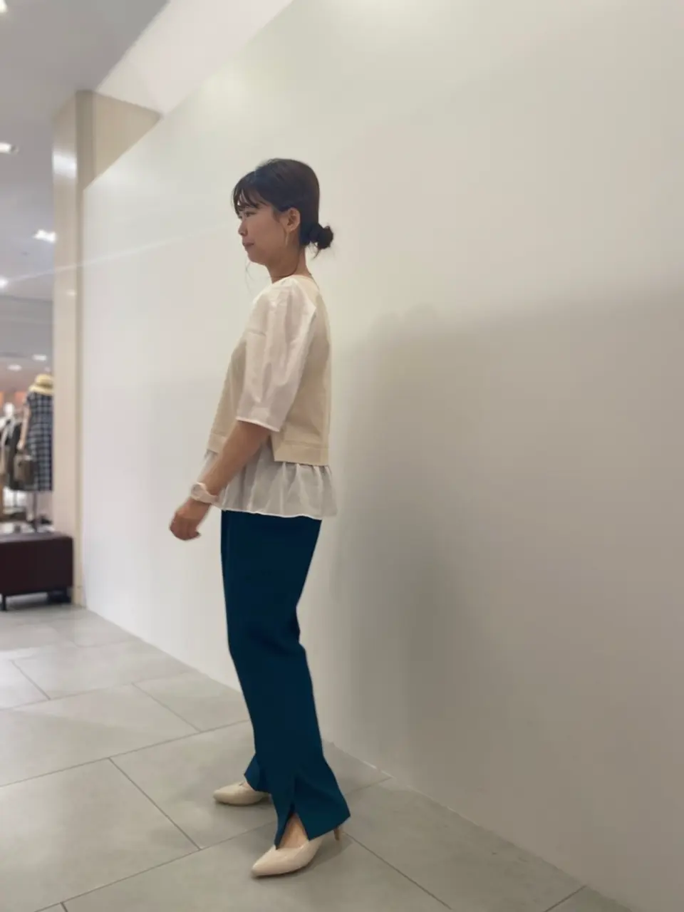 組曲 小林 コーディネート画像