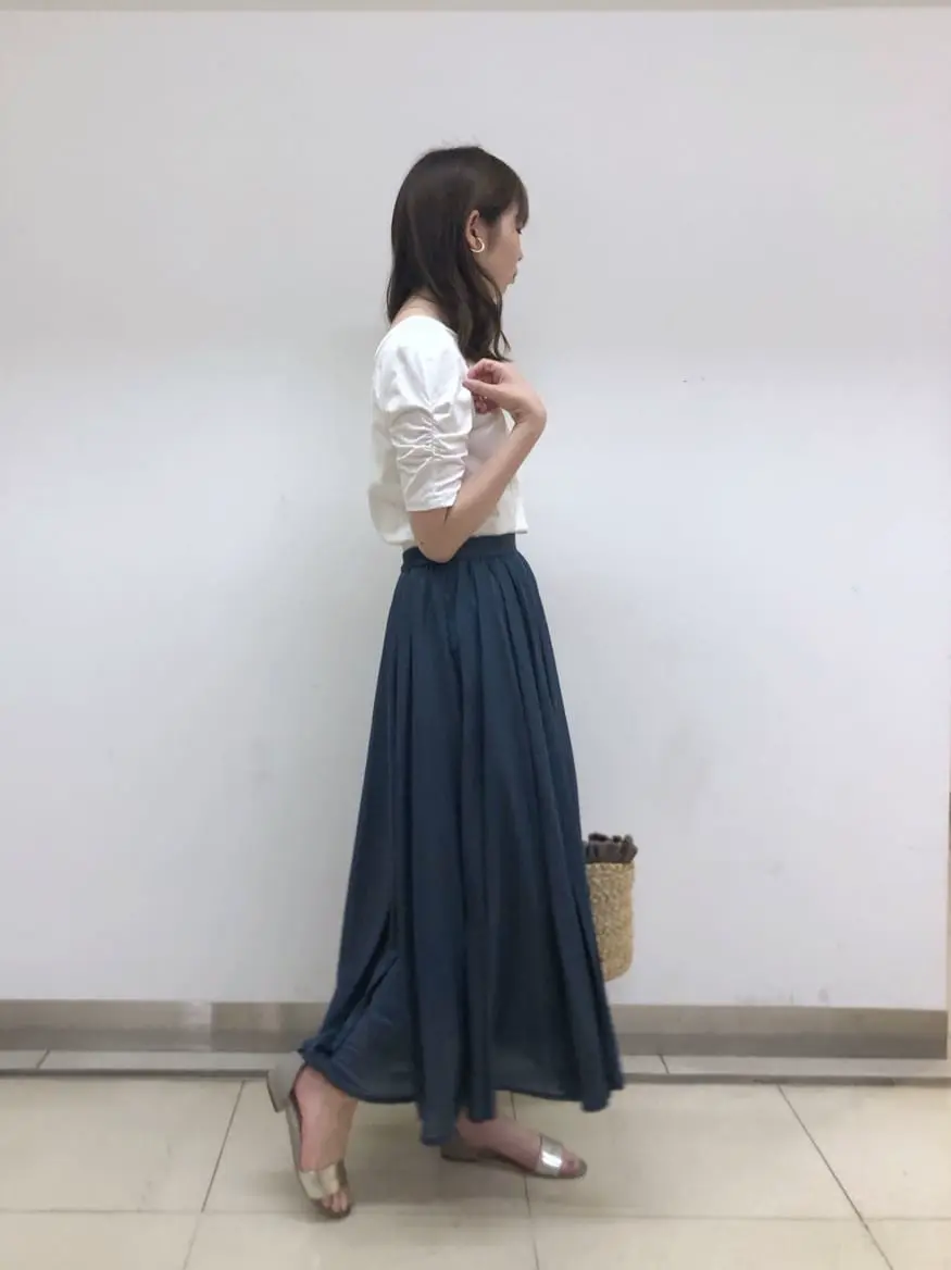 組曲 スタッフ コーディネート画像