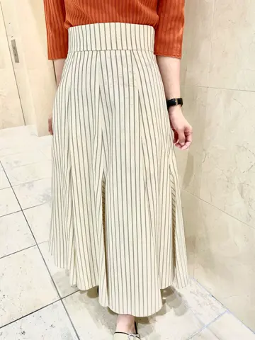 組曲 井上 コーディネート画像