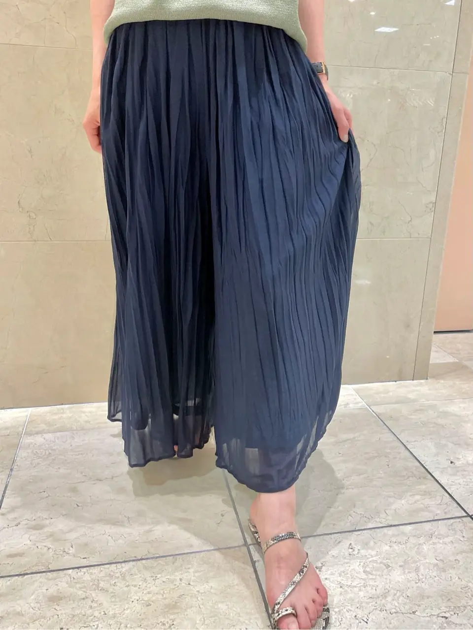 組曲 井上 コーディネート画像