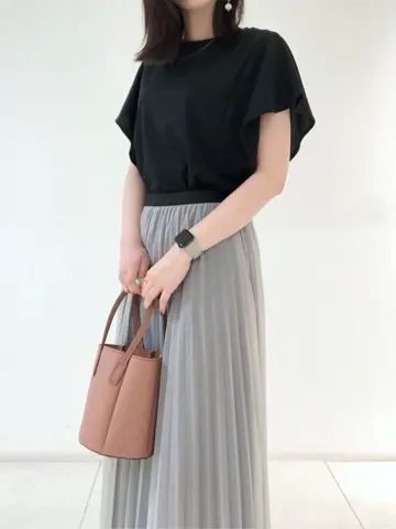 組曲 岩田 コーディネート画像