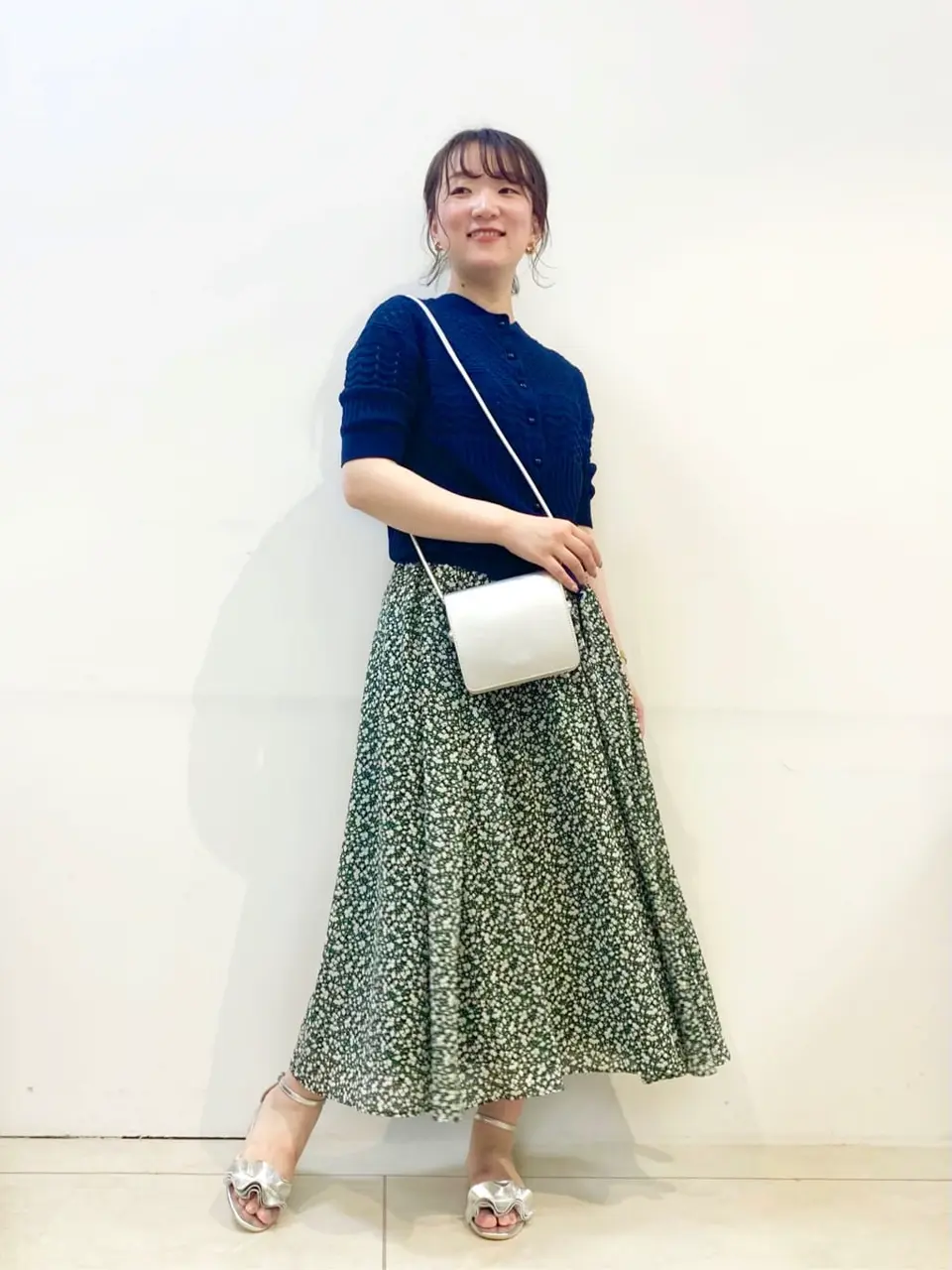 組曲 石井 コーディネート画像