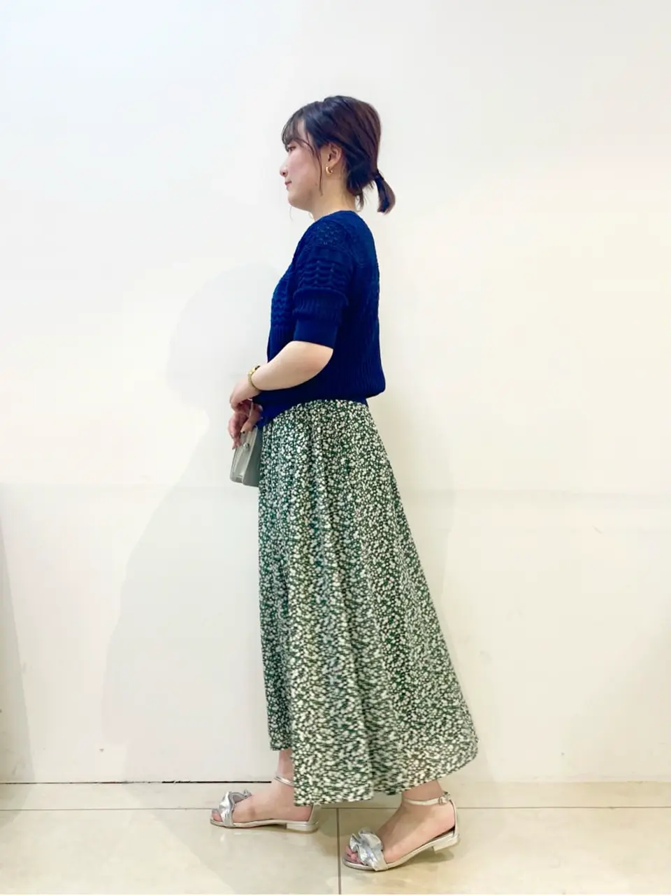 組曲 石井 コーディネート画像